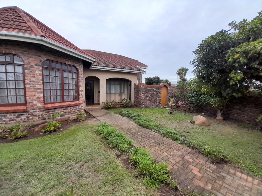 4 Bedroom Property for Sale in Da Nova Western Cape